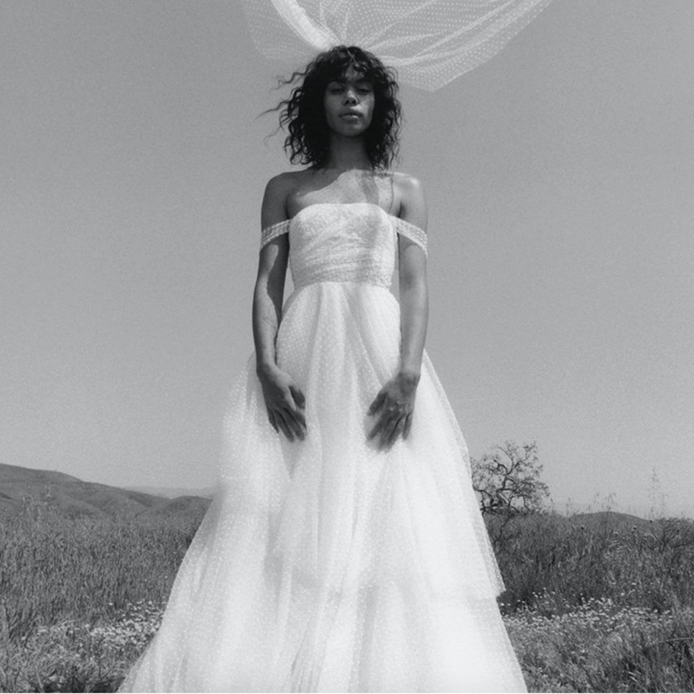 Sleeveless Bridal Gown